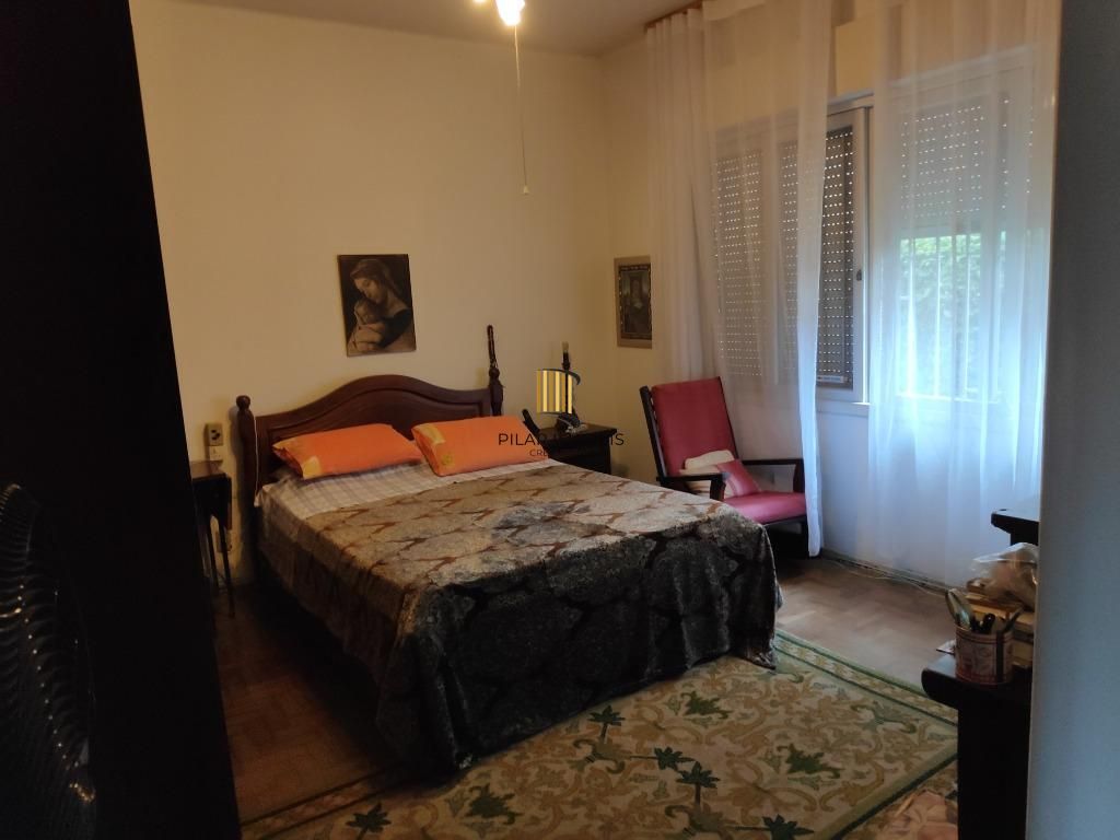 Casa para Venda - 460m², 3 dormitórios, 3 vagas - Três Figueiras