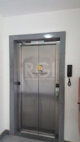 Apartamento 2 dormitórios no bairro Morro Santana