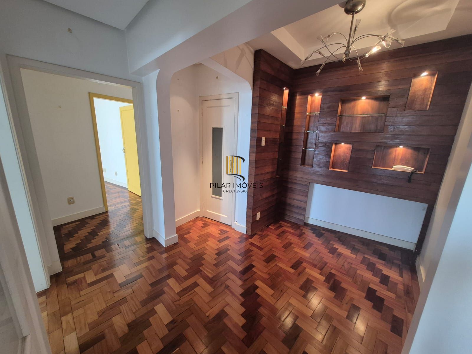 Apartamento 2 quartos na av Independência