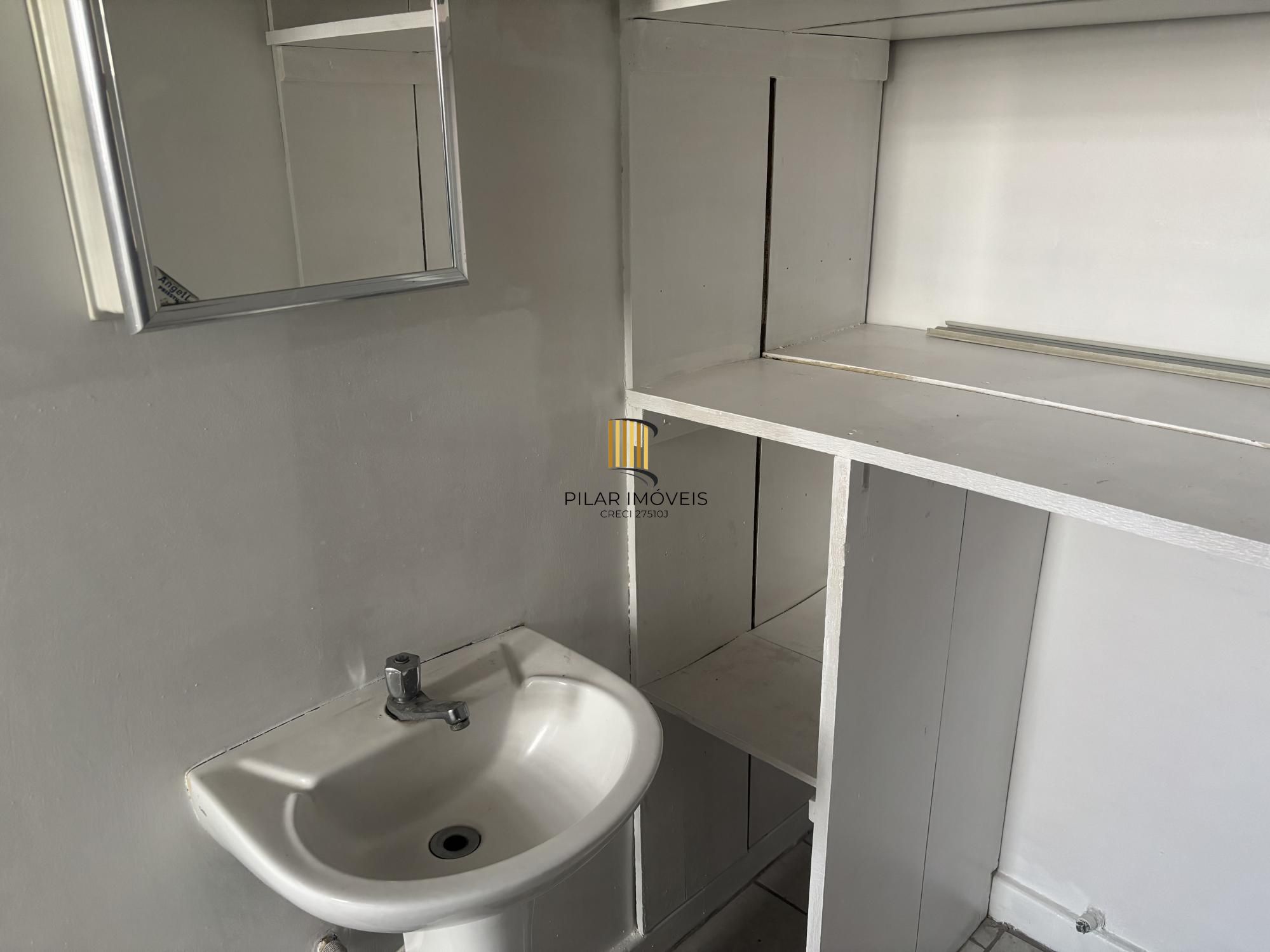 apartamento transformado em sala por 55mil com 52,30m²