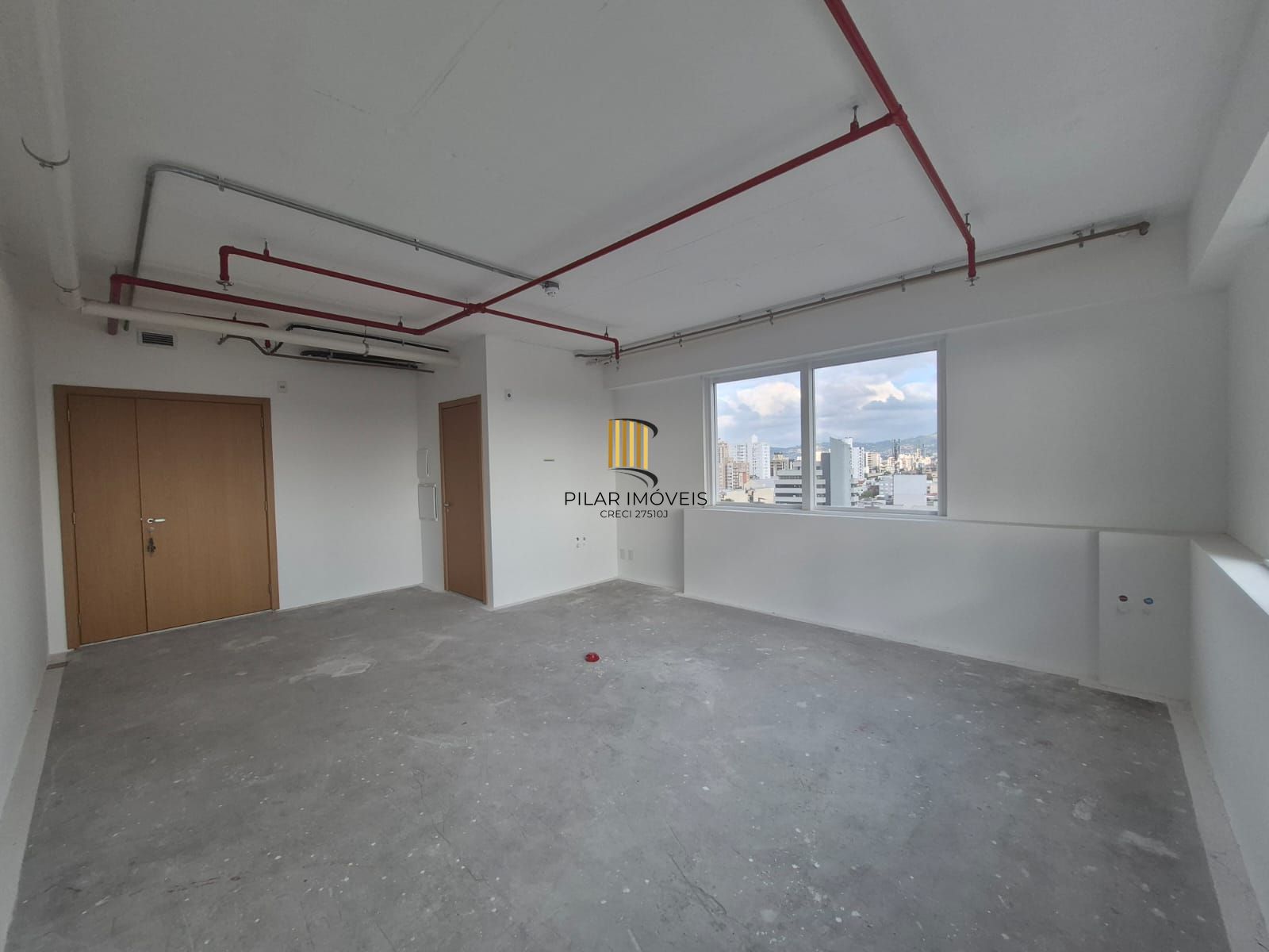 Sala Comercial 1 dormitório no bairro Santana