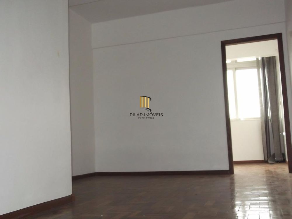 Vende sala no Centro Histórico com vista para o Guaíba