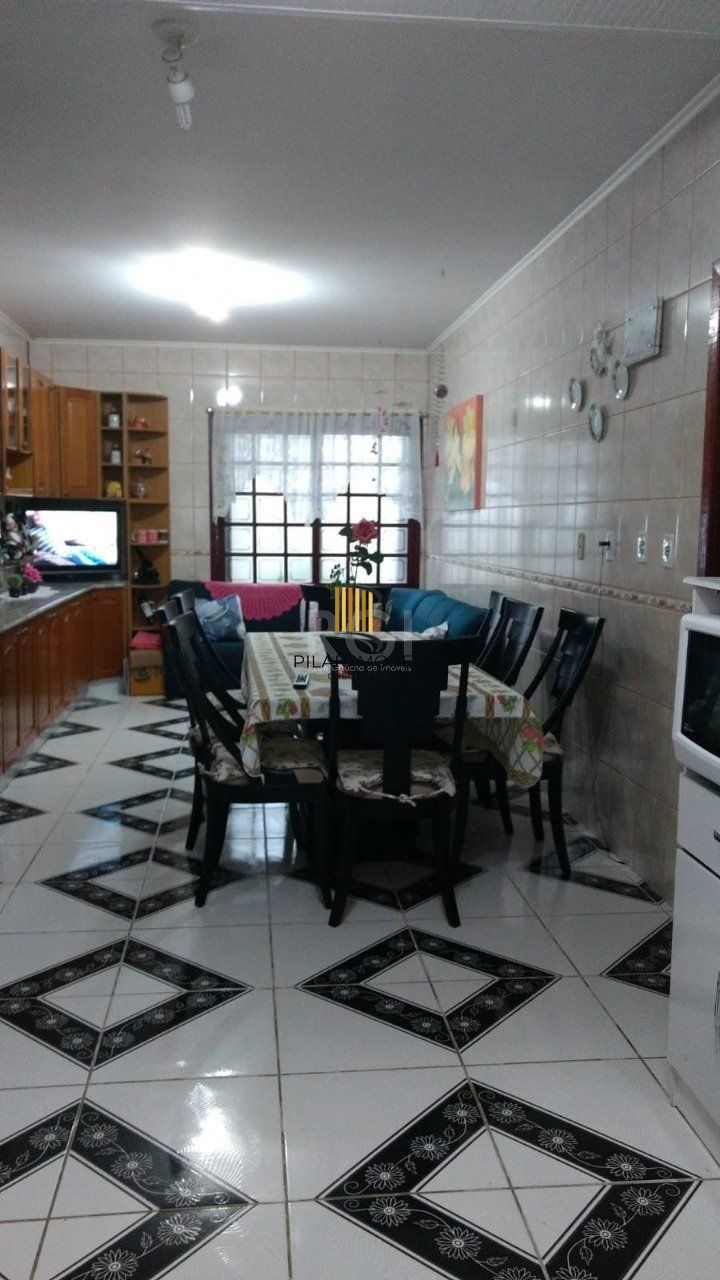 Casa 3 dormitórios no bairro Parque Olinda