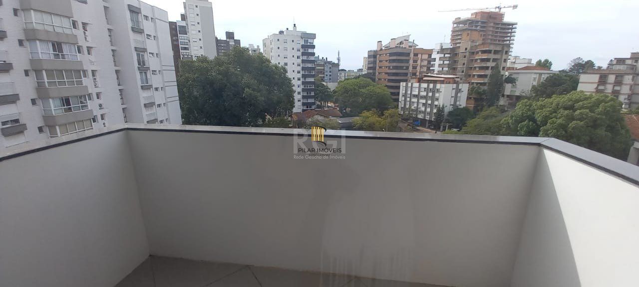 Apartamento para Venda - 119.23m², 3 dormitórios, sendo 1 suites, 1 vaga - Petrópolis