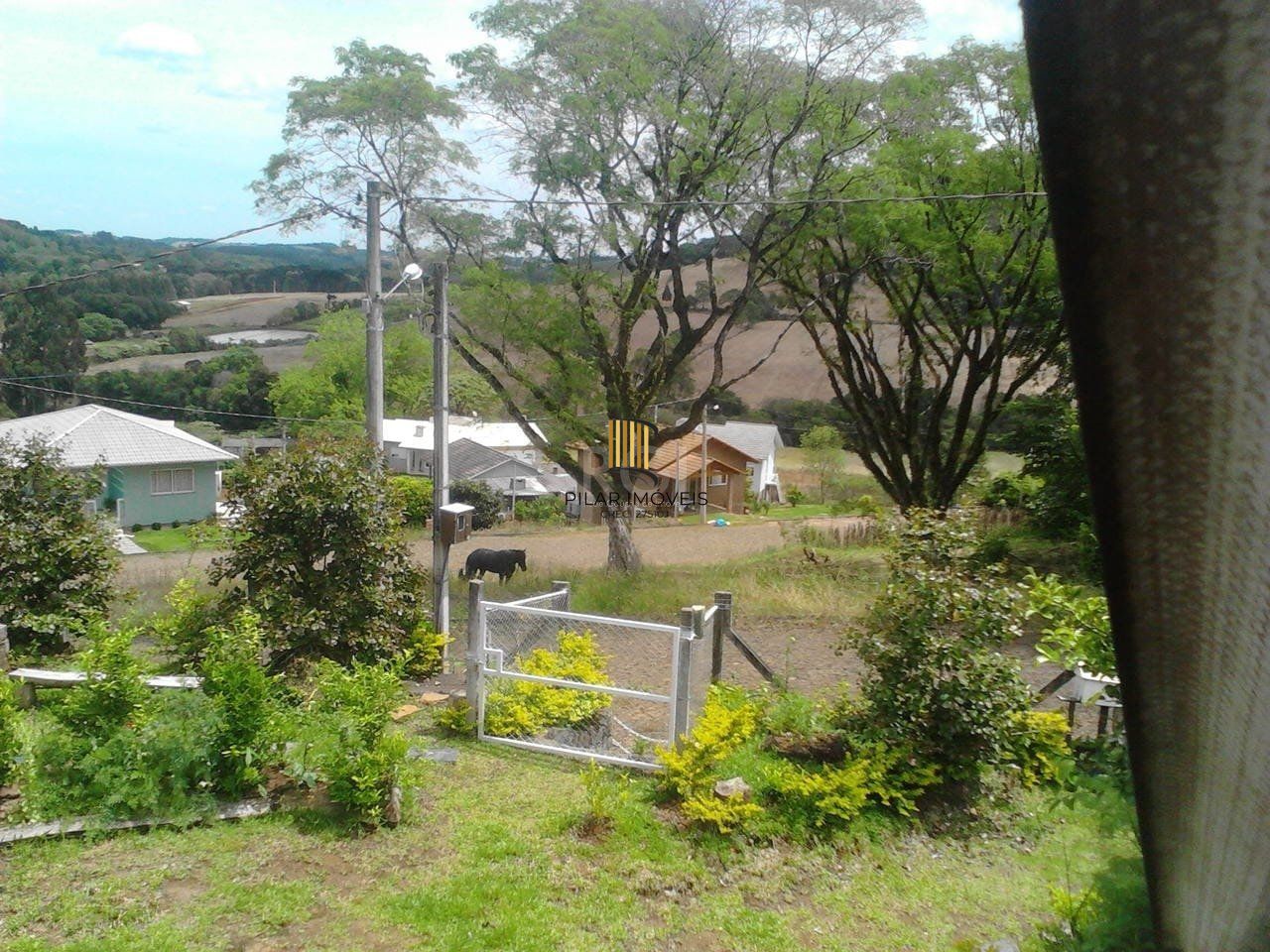 Geminado 2 dormitórios no bairro Centro