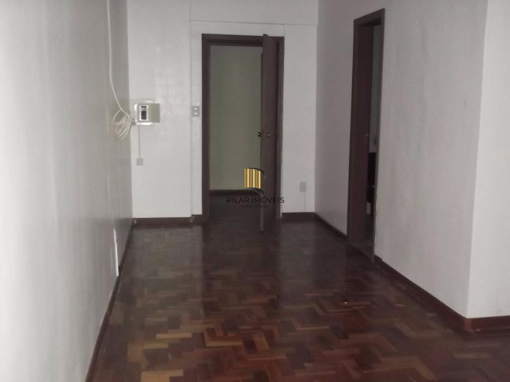 Vende sala no Centro Histórico com vista para o Guaíba