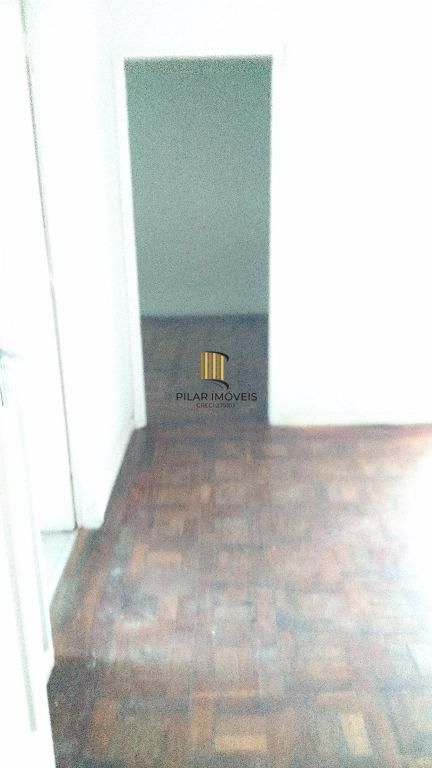 Casa para Venda - 485m², 5 dormitórios, sendo 1 suites, 1 vaga - Petrópolis