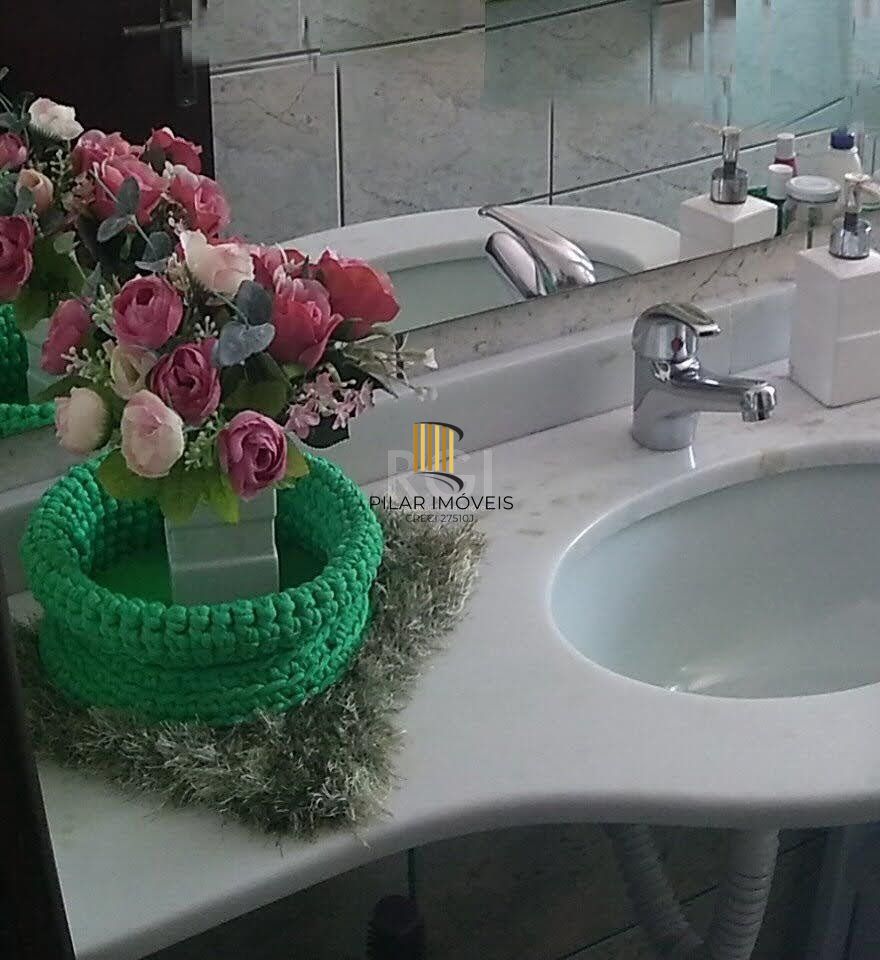 Apartamento 2 dormitórios no bairro Passo da Areia