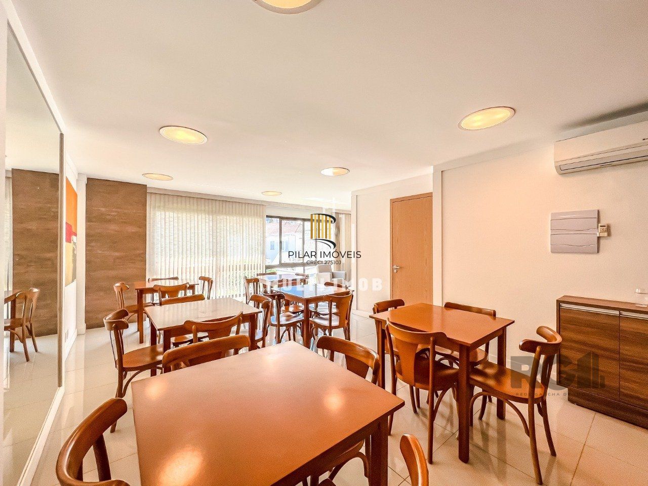 Apartamento 2 dormitórios no bairro Santa Cecília