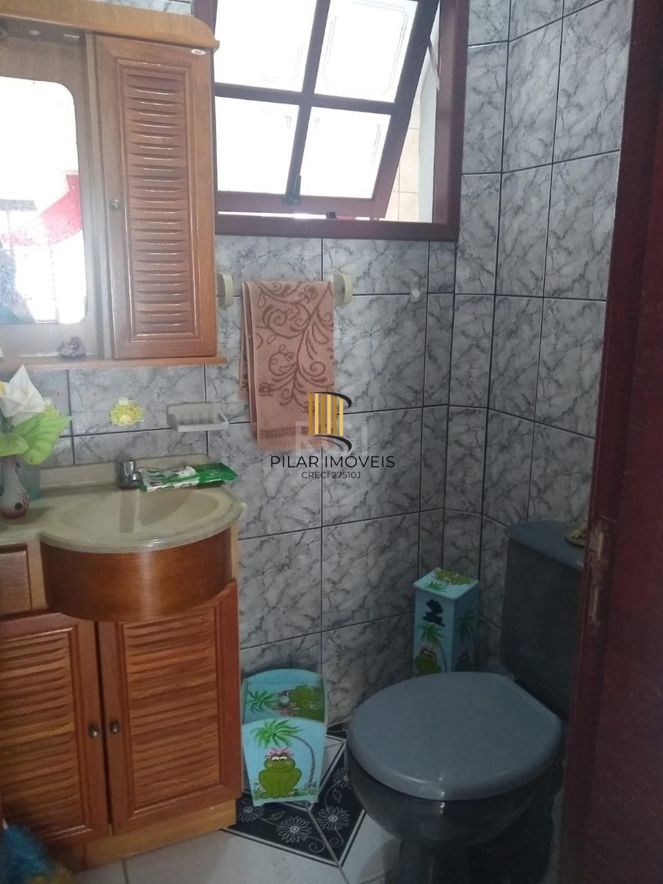 Casa 3 dormitórios no bairro Parque Olinda