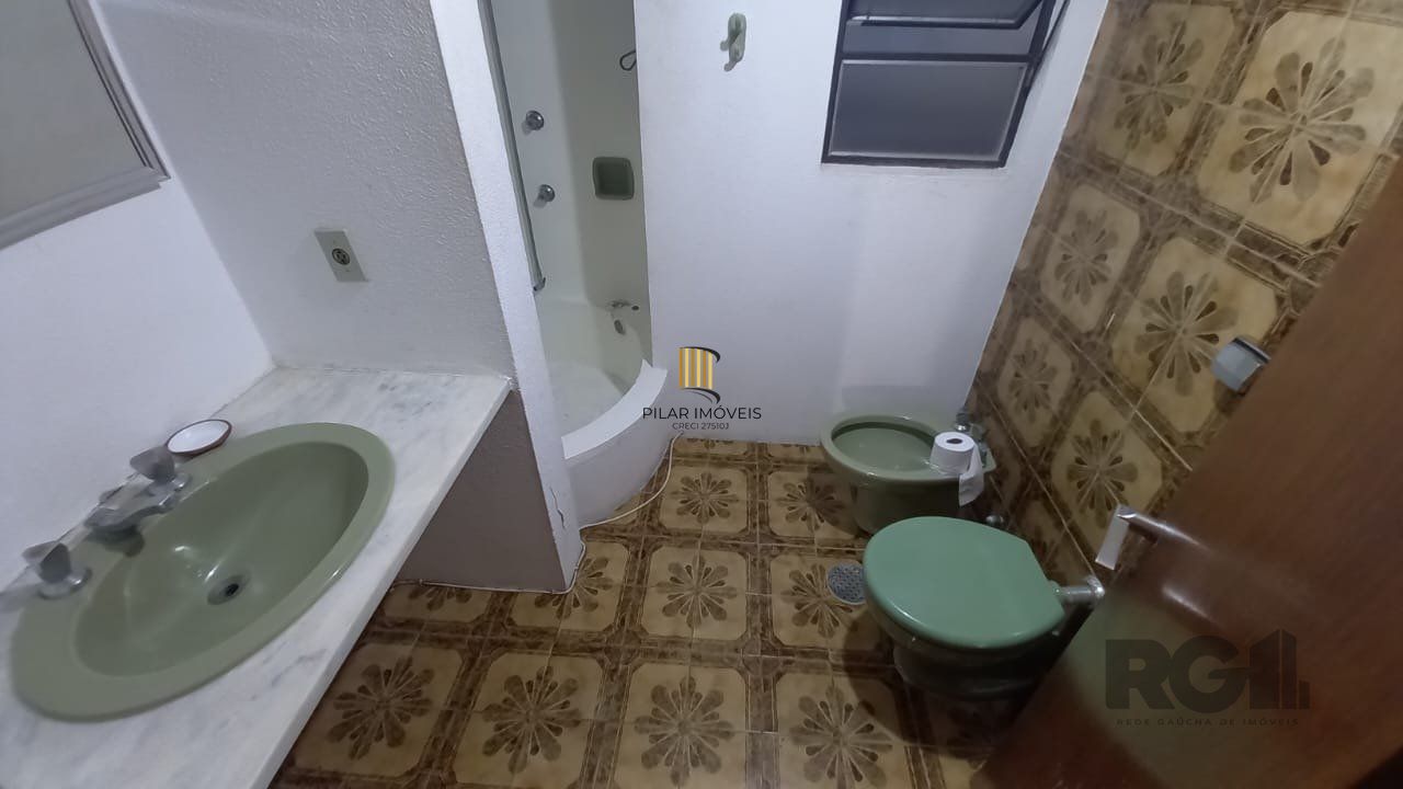 Apartamento 3 dormitórios no bairro Menino Deus