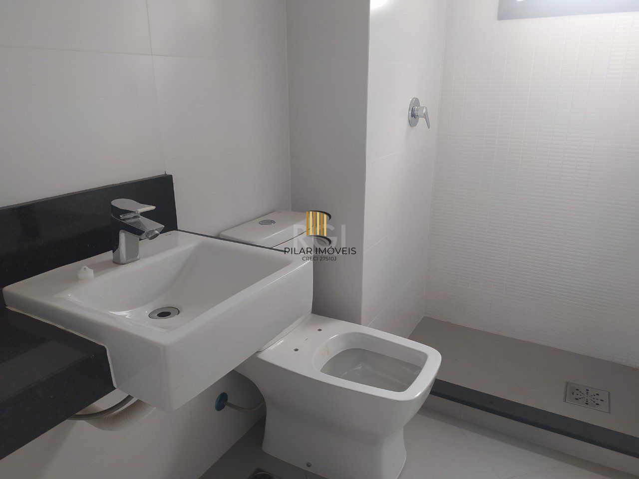 Apartamento para Venda - 119.65m², 3 dormitórios, sendo 1 suites, 2 vagas - Petrópolis