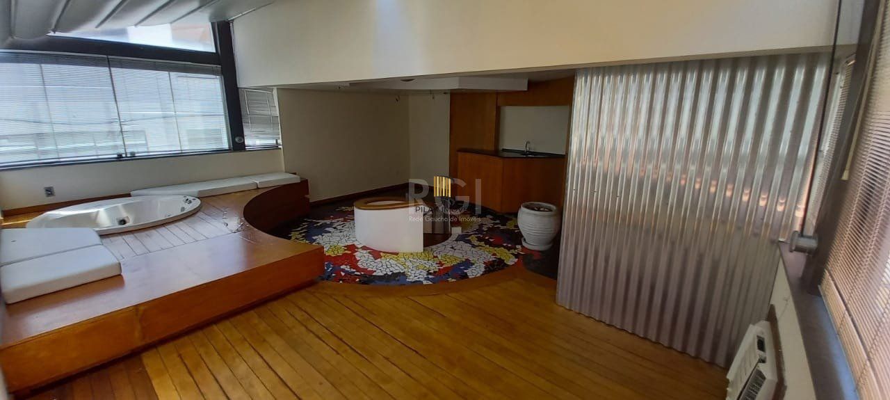 Cobertura para Venda - 94m², 1 dormitório, sendo 1 suites, 1 vaga - São João