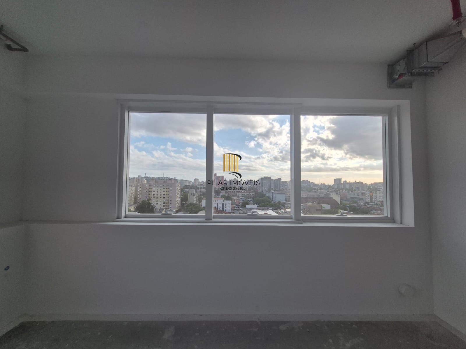 Sala Comercial 1 dormitório no bairro Santana