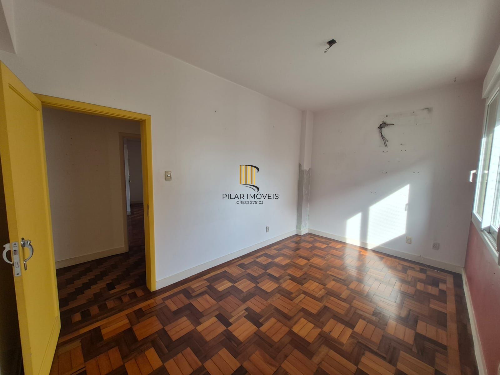 Apartamento 2 quartos na av Independência