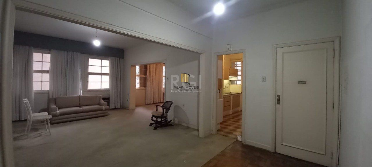 Apartamento para Venda - 136.2m², 3 dormitórios, 1 vaga - Centro Histórico