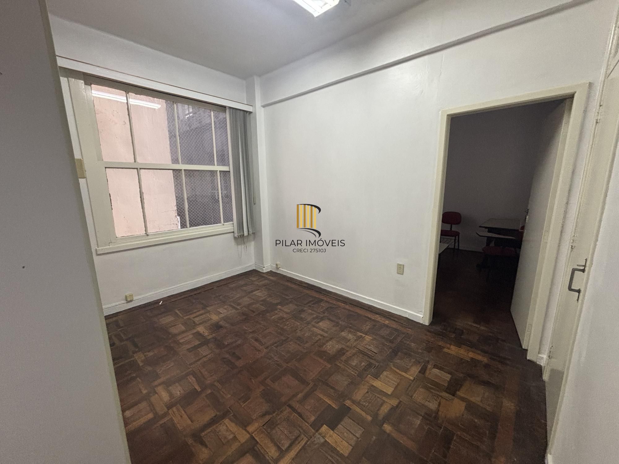apartamento transformado em sala por 55mil com 52,30m²