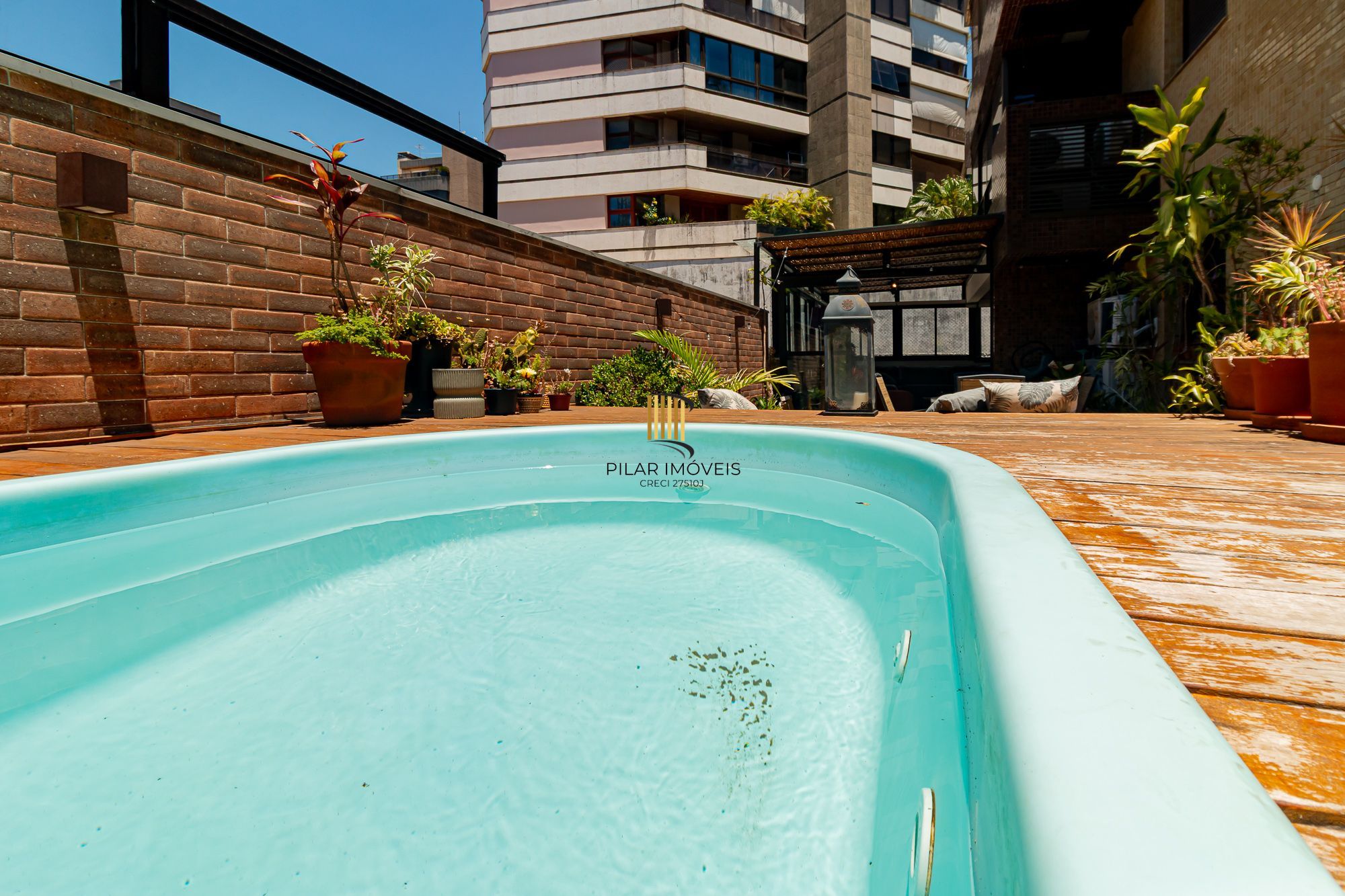 Apartamento garden 146m² com piscina. Bairro Mont Serrat