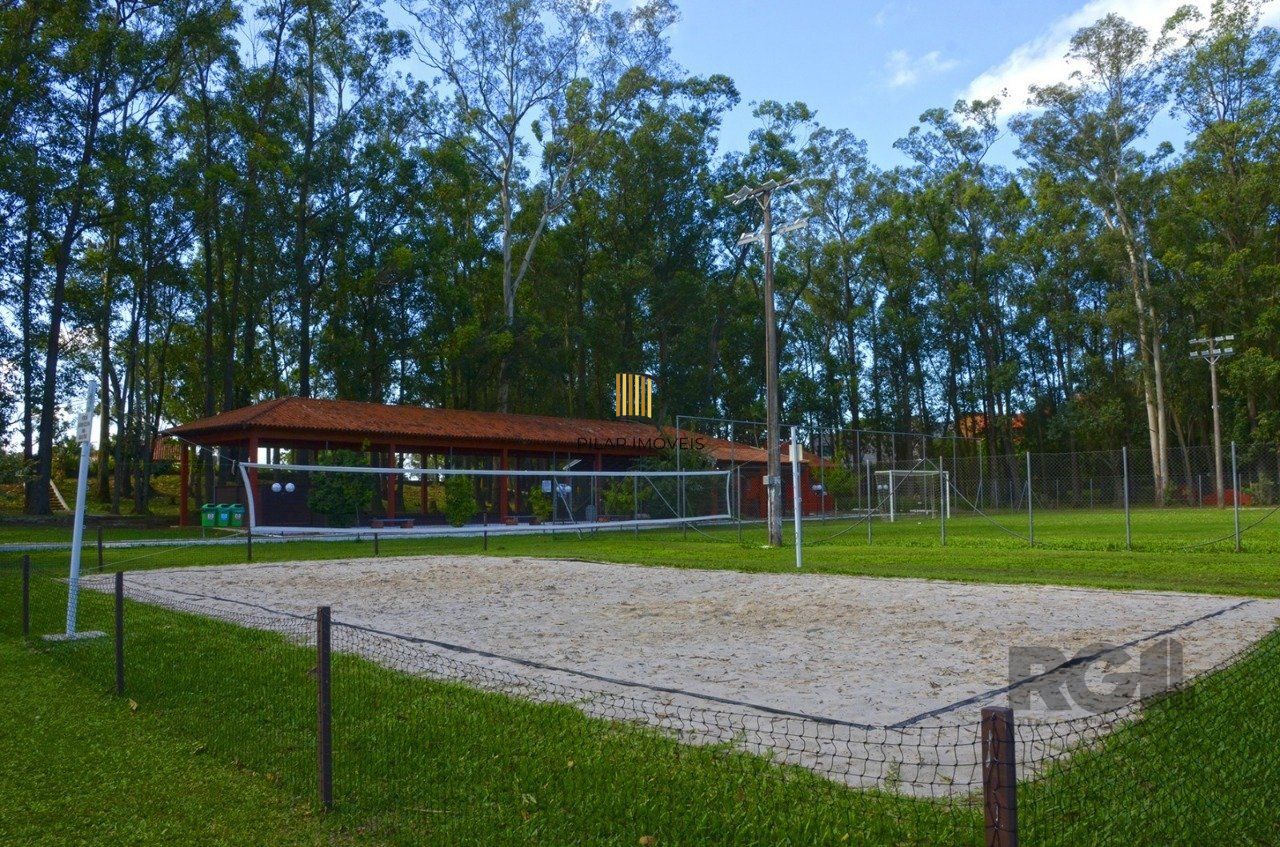 Casa de Condomínio 3 dormitórios no bairro Elsa