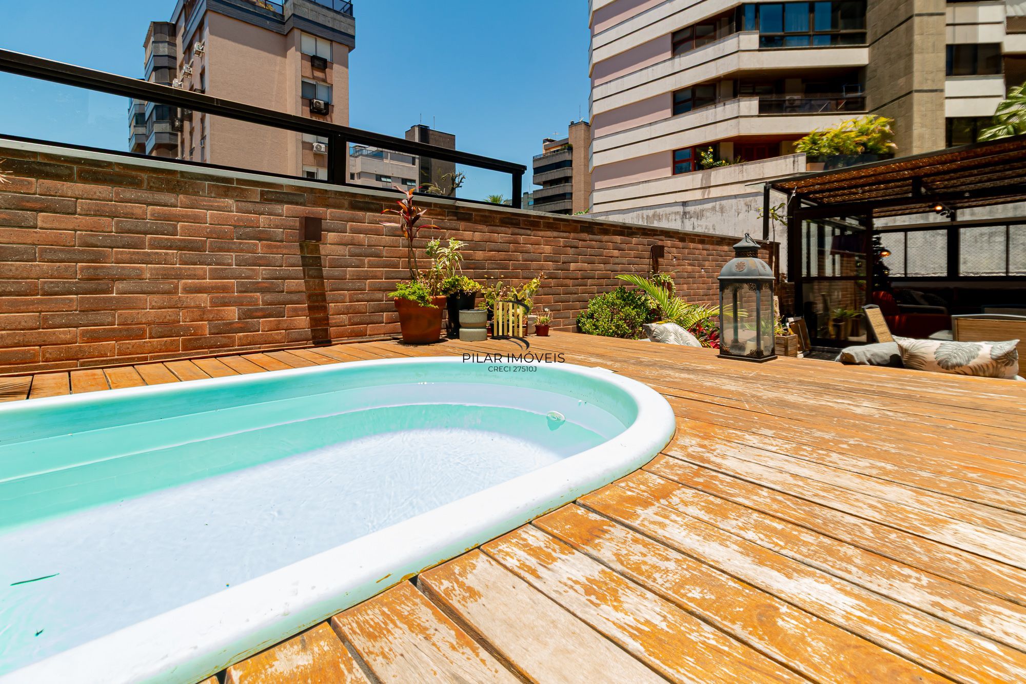 Apartamento garden 146m² com piscina. Bairro Mont Serrat