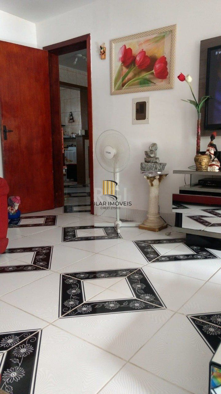 Casa 3 dormitórios no bairro Parque Olinda