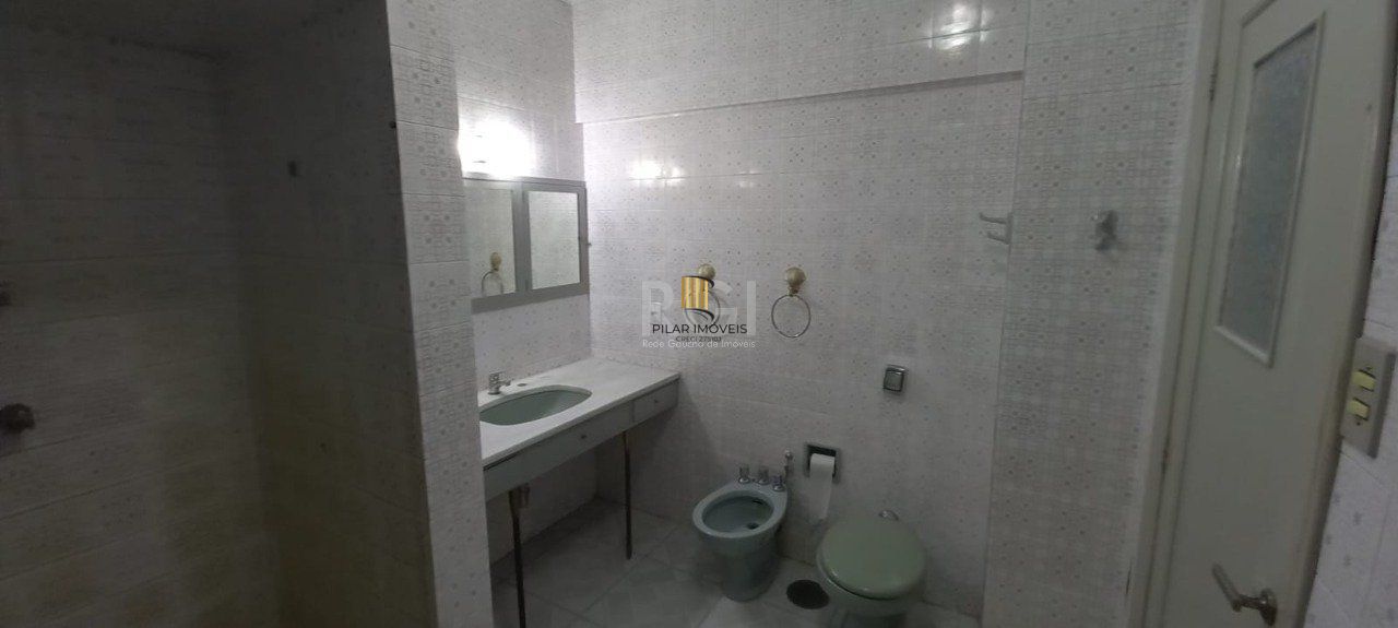 Apartamento para Venda - 136.2m², 3 dormitórios, 1 vaga - Centro Histórico