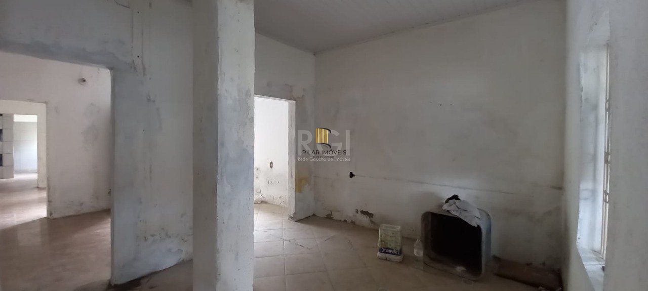 Sobrado para Venda - 110m², 4 dormitórios, sendo 1 suites, 2 vagas - Floresta