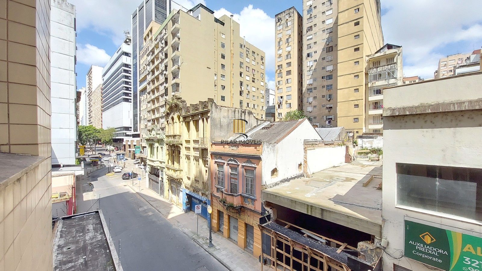 Sala a venda com 95m²