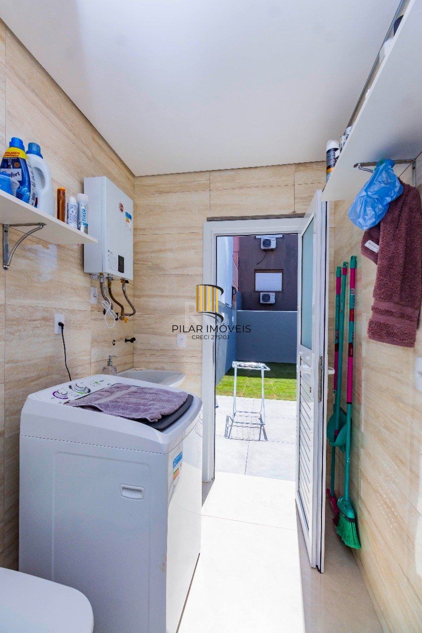 Casa 3 dormitórios no bairro Jardim São Pedro