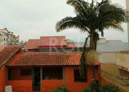 Casa para Venda - 220m², 3 dormitórios, sendo 1 suites, 2 vagas - Jardim Itu