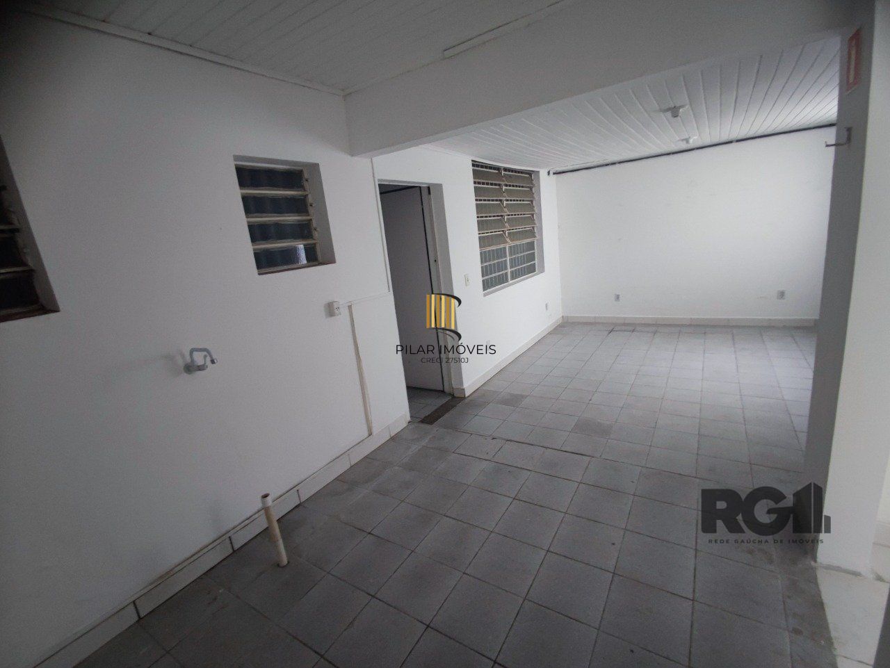 Prédio Comercial no bairro Rio Branco