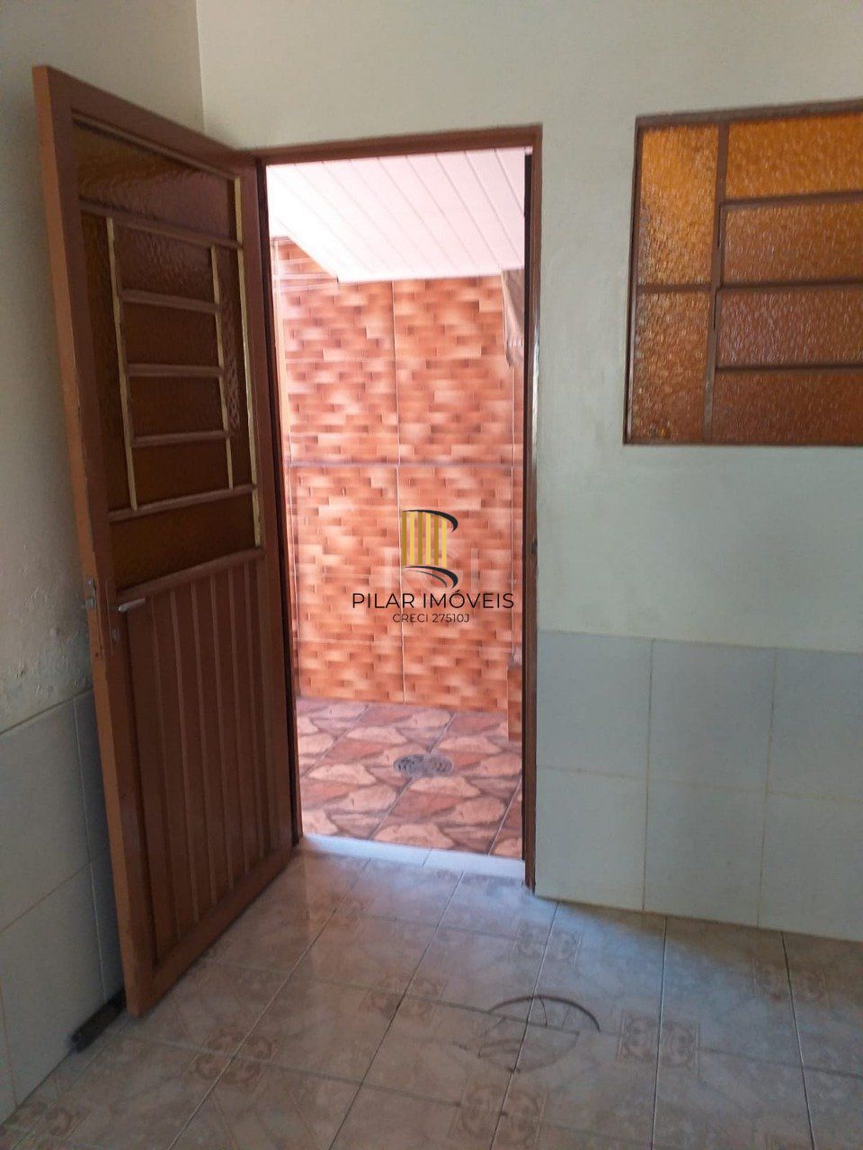 Casa 1 Dormitório(s) Bairro Camaquã