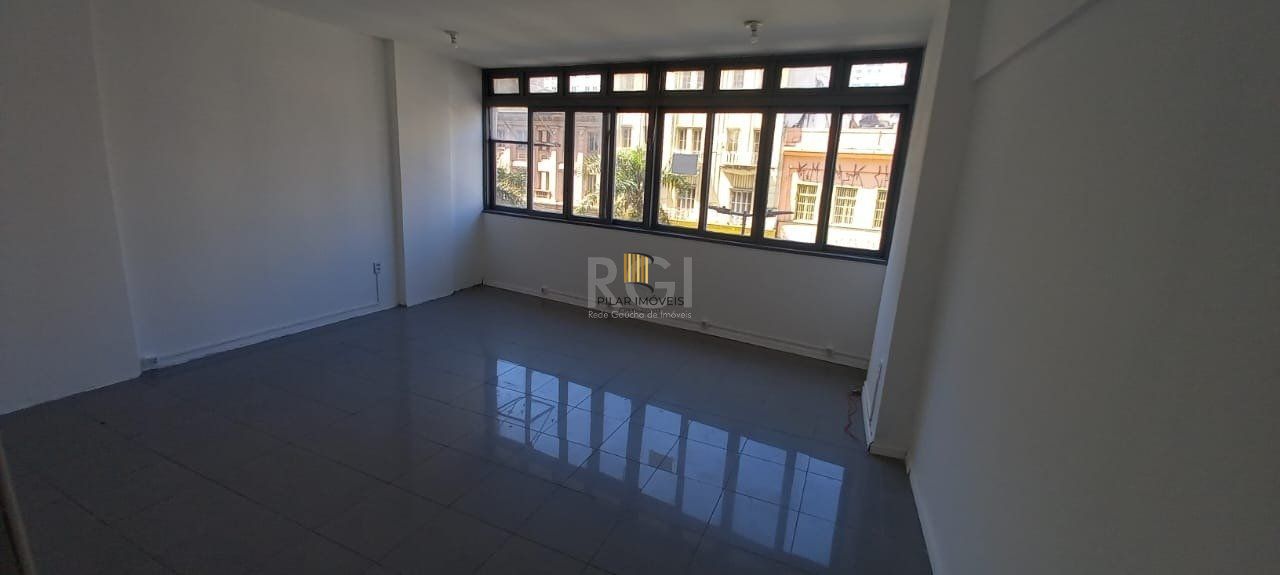 Conjunto/Sala para Venda - 64m², 0 dormitórios, Centro Histórico