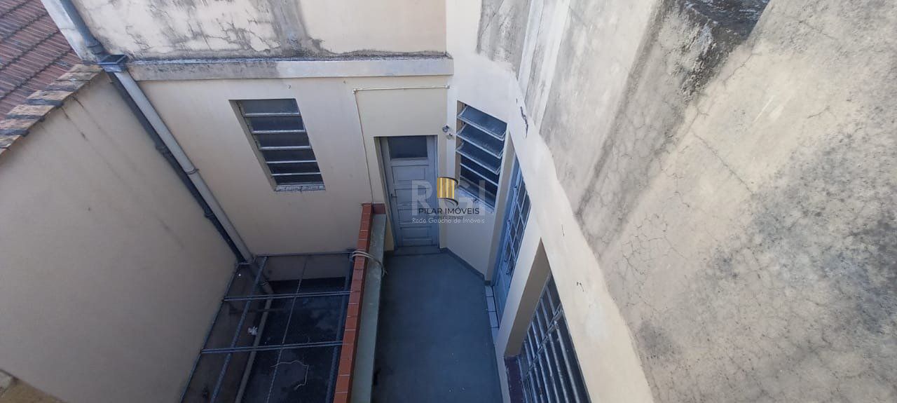 Predio para Venda - 300m², 0 dormitórios, Floresta