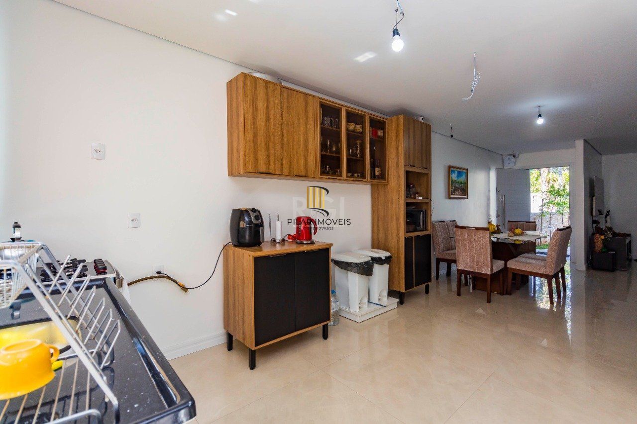 Casa 3 dormitórios no bairro Jardim São Pedro
