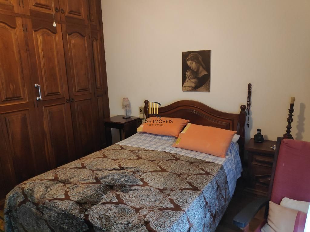 Casa para Venda - 460m², 3 dormitórios, 3 vagas - Três Figueiras