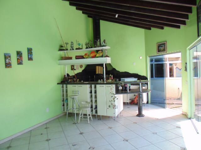 Casa para Venda - 250.78m², 3 dormitórios, sendo 1 suites, 2 vagas - Nova Cachoeirinha
