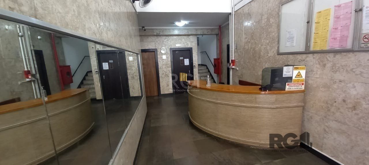 Apartamento 2 dormitórios no bairro Centro Histórico