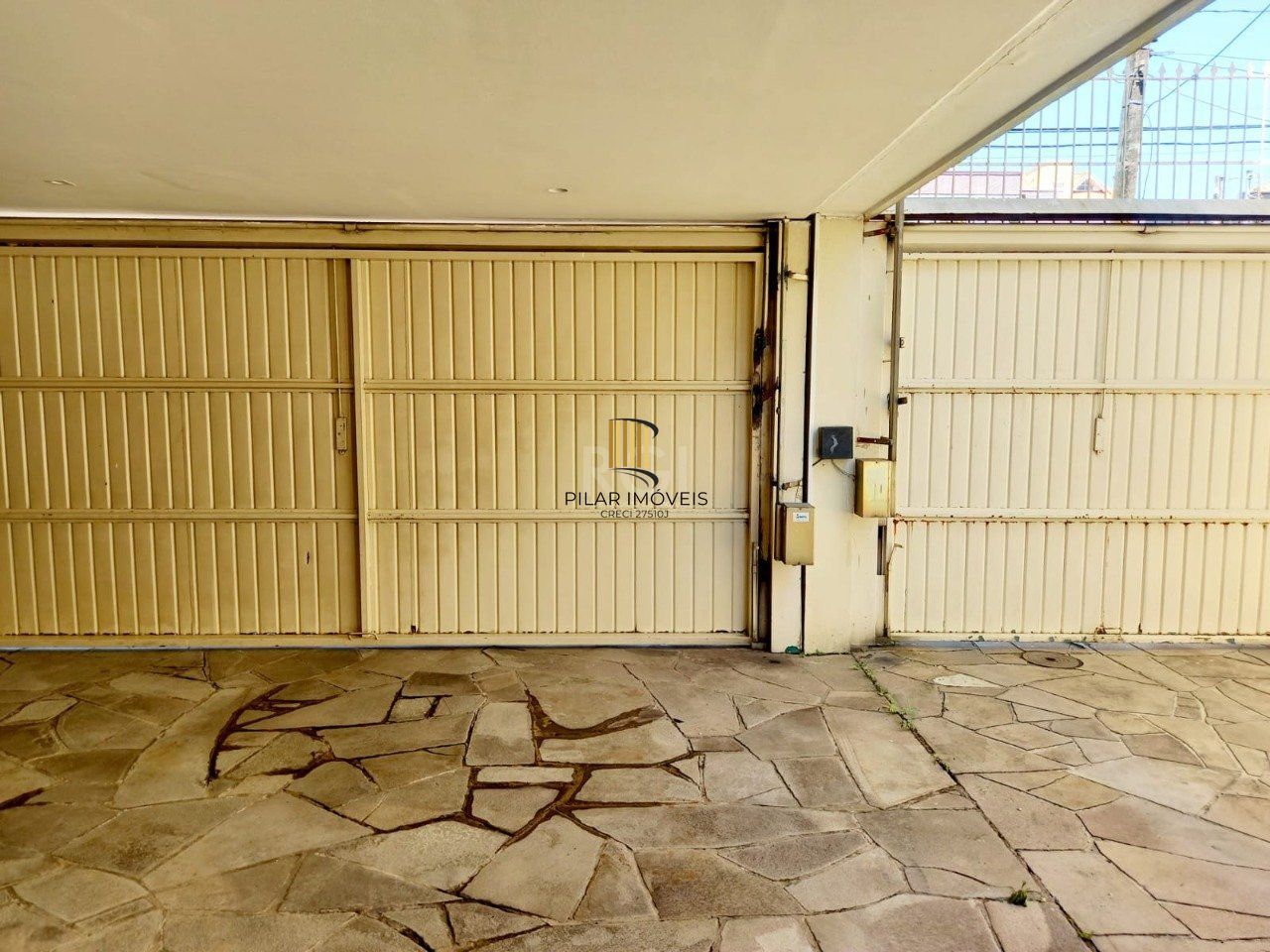 Apartamento 2 dormitórios no bairro Jardim São Pedro