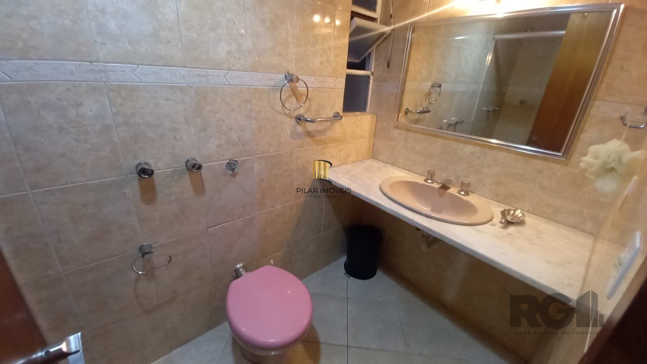 Apartamento 3 dormitórios no bairro Menino Deus