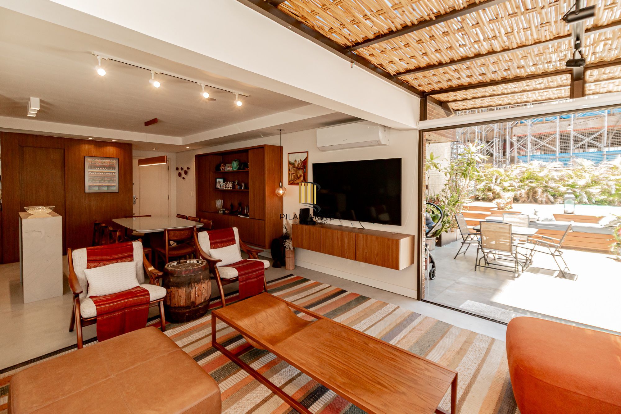 Apartamento garden 146m² com piscina. Bairro Mont Serrat