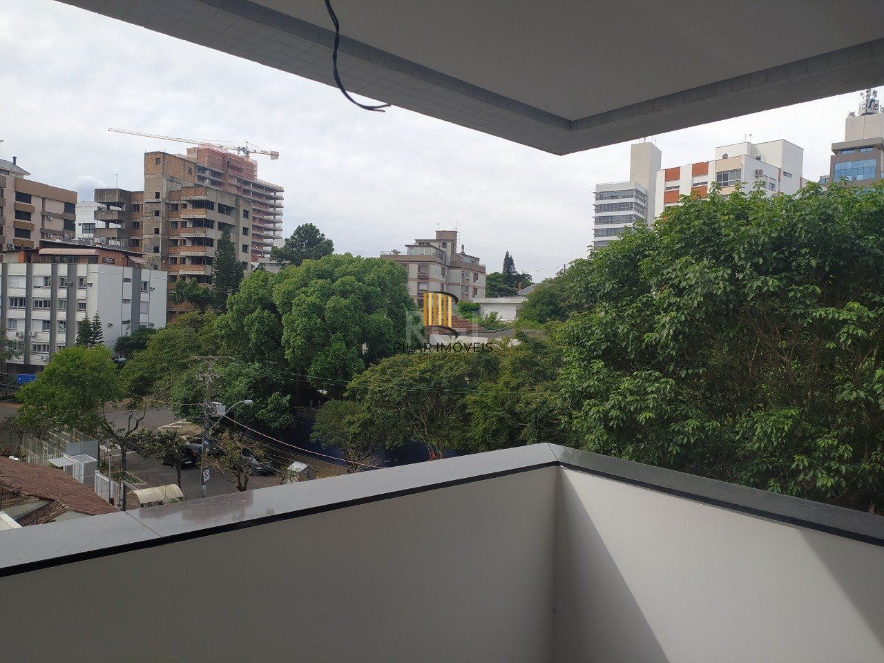 Apartamento para Venda - 123.71m², 3 dormitórios, sendo 1 suites, 1 vaga - Petrópolis