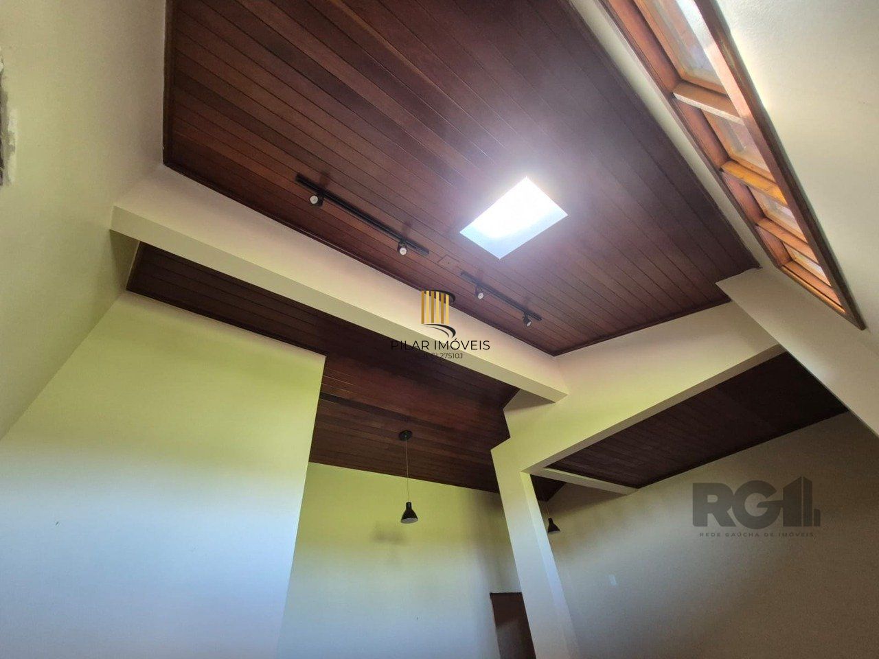 Casa de Condomínio 3 dormitórios no bairro Menino Deus
