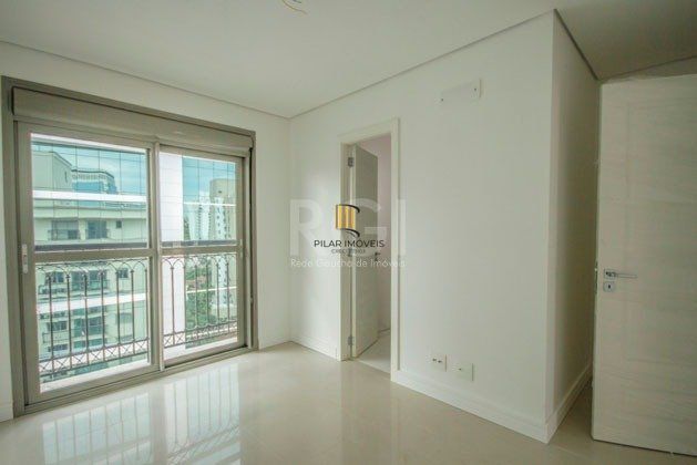 Apartamento 2 dormitórios no bairro Três Figueiras