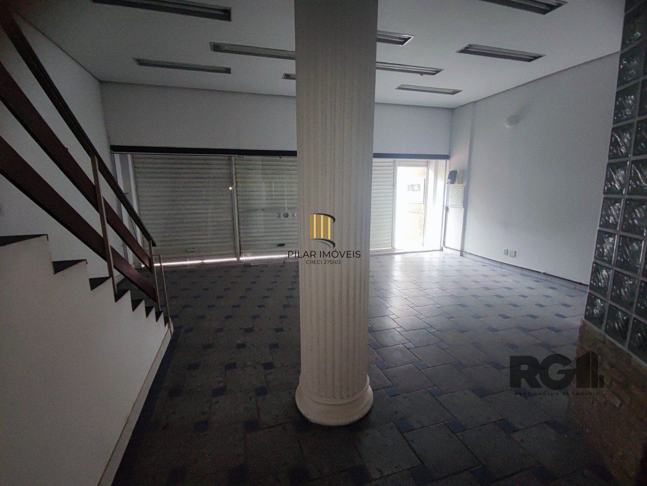 Prédio Comercial no bairro Rio Branco