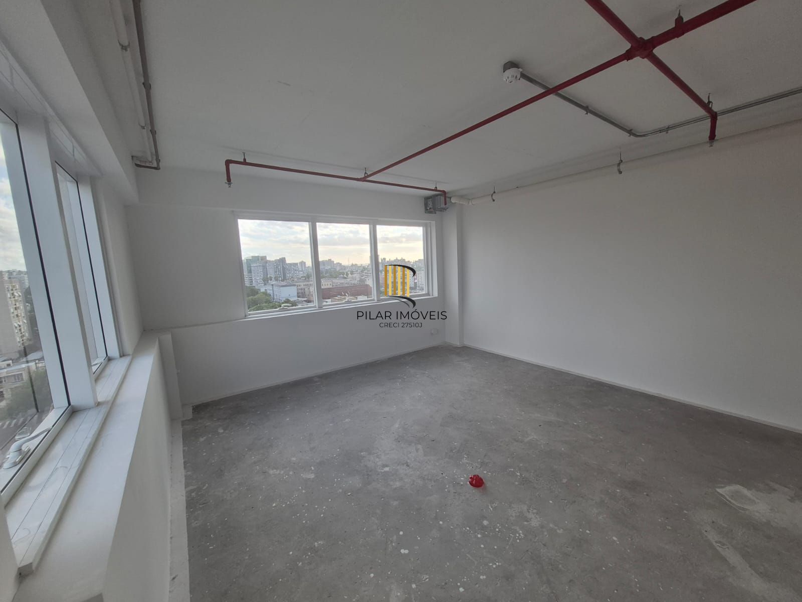 Sala Comercial 1 dormitório no bairro Santana