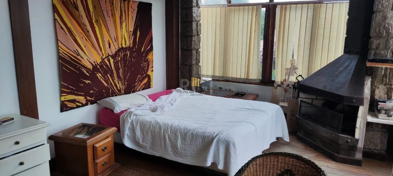 Casa para Venda - 1000m², 4 dormitórios, sendo 2 suites, Espirito Santo