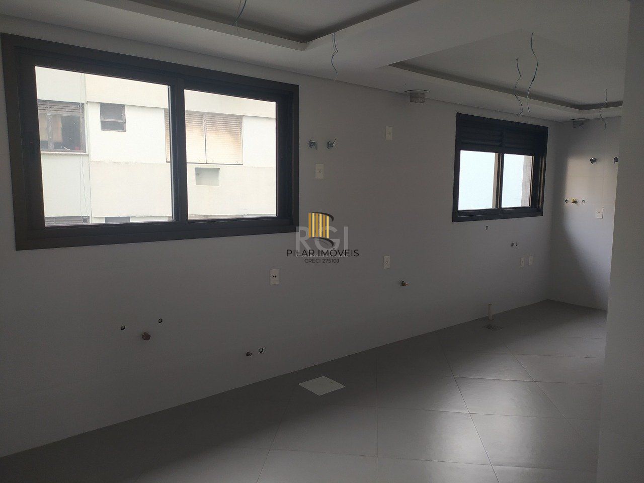 Apartamento para Venda - 123.71m², 3 dormitórios, sendo 1 suites, 1 vaga - Petrópolis