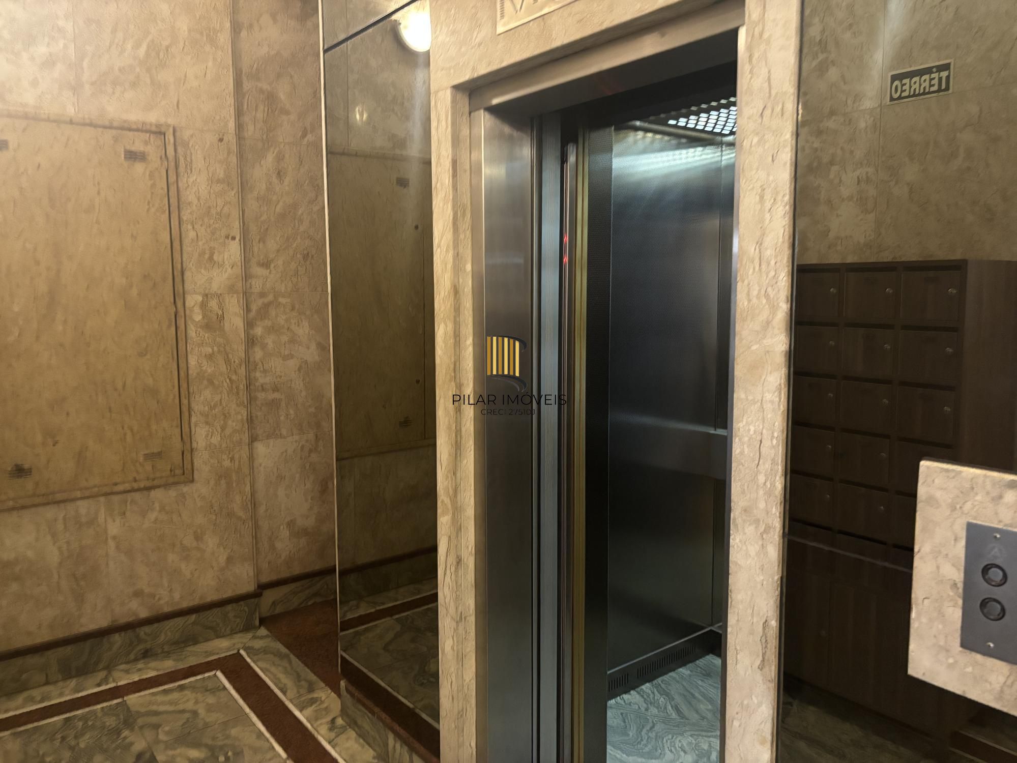 Vende 7 salas com área privativa de 308,67m² no coração da nova Carlos Gomes