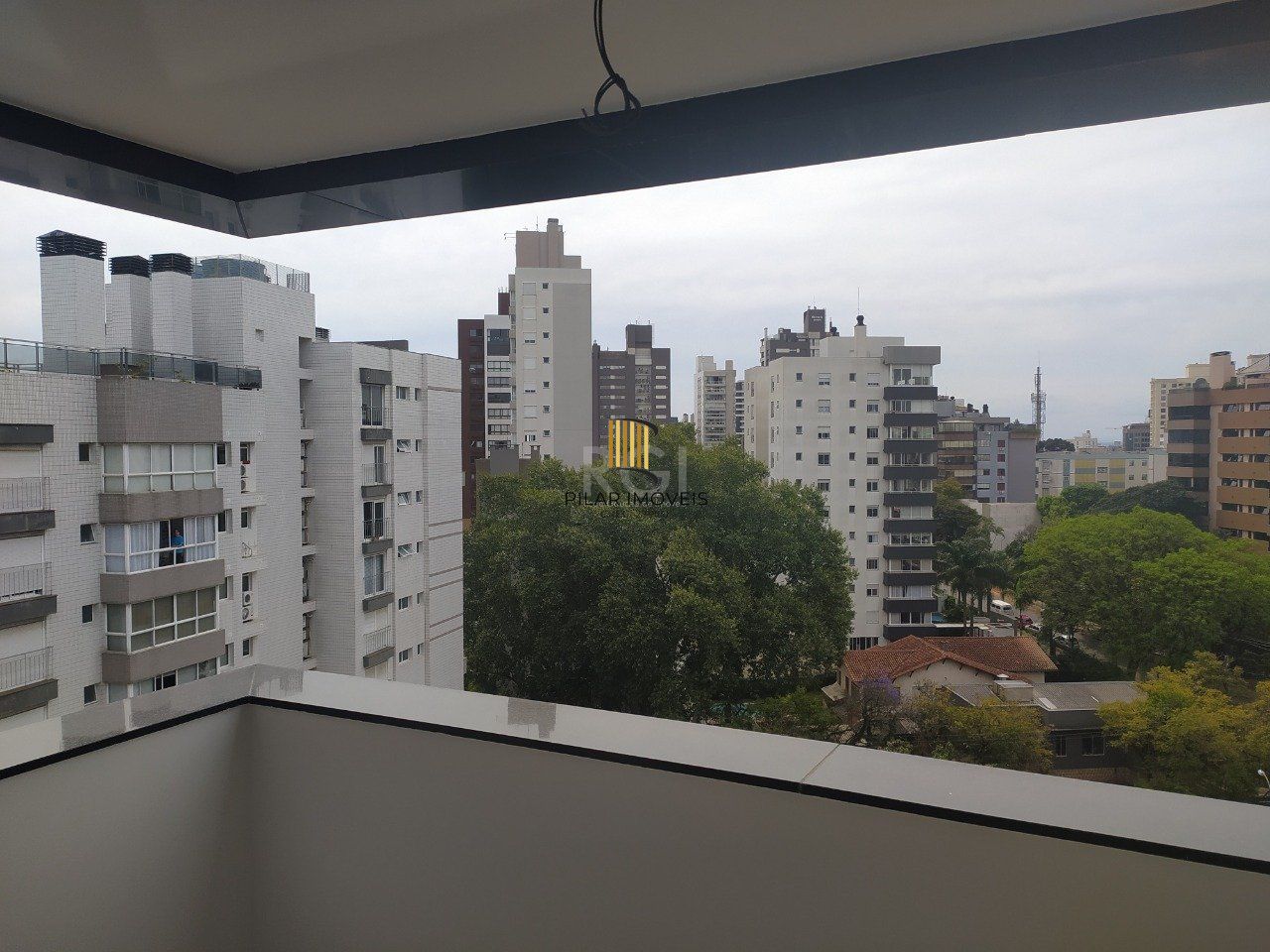 Apartamento para Venda - 119.65m², 3 dormitórios, sendo 1 suites, 2 vagas - Petrópolis